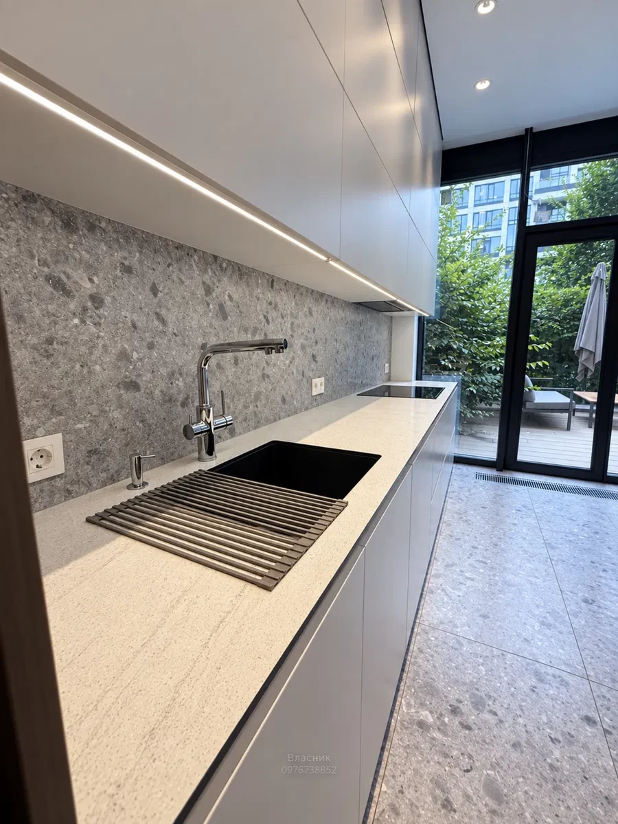 3-кімнатна квартира у ЖК UNIT.Home: тераса 31 м², авторський ремонт, фото 1