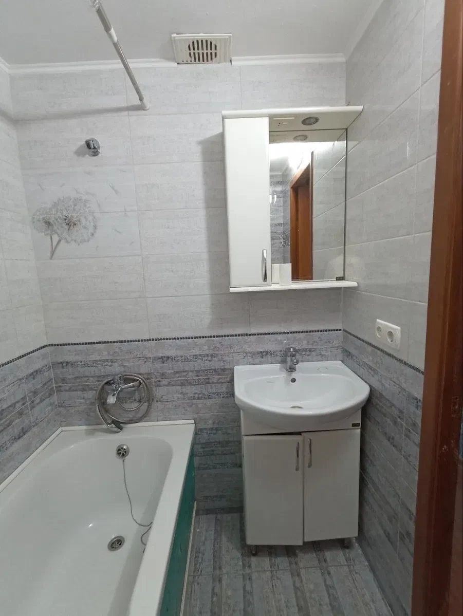 2-кімнатна квартира, Приморський: для 2-3 людей, біля ринку Селянка - фото 2