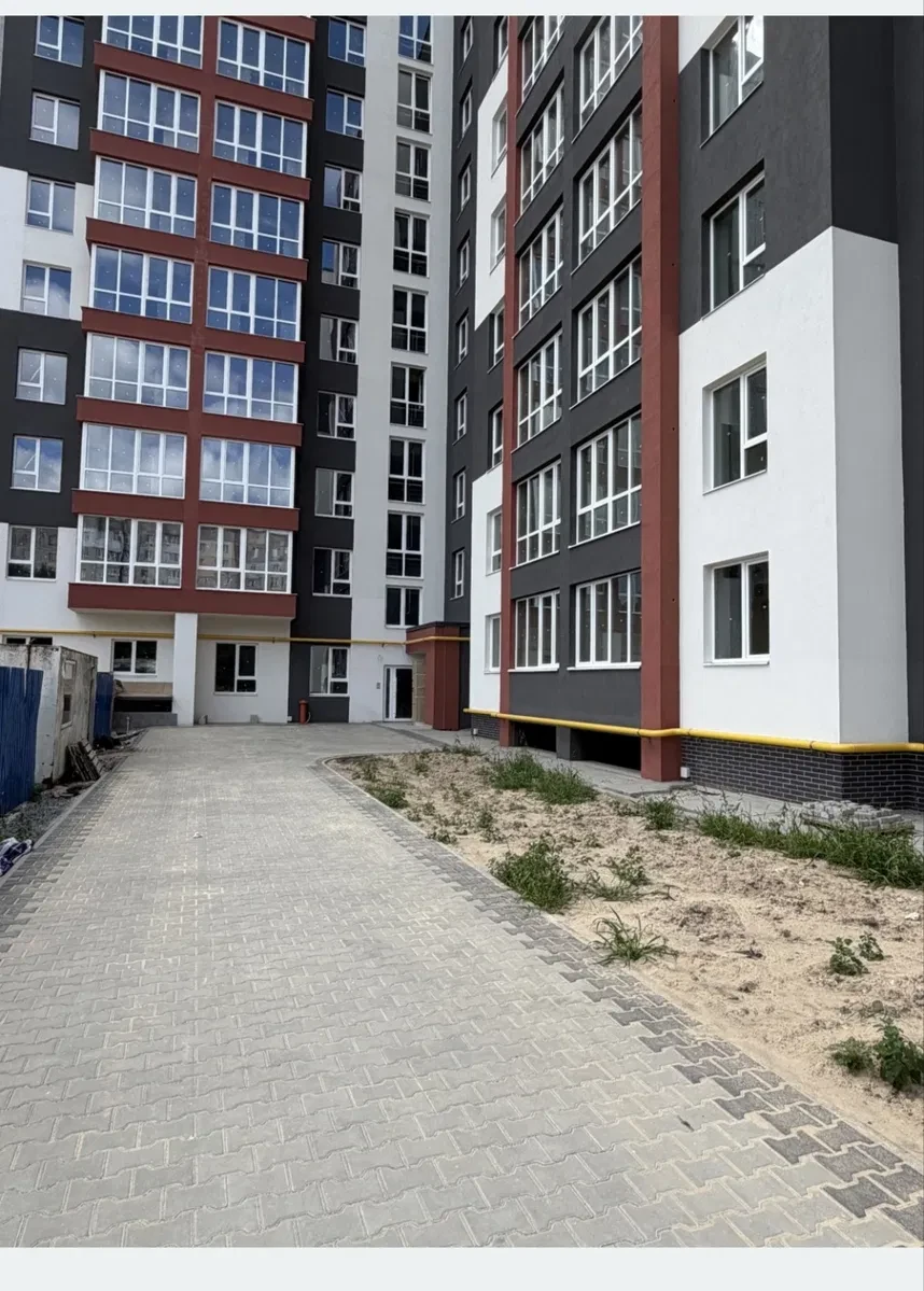1-кімнатна квартира у ЖК Глорія: новобудова, панорамні вікна - фото 2