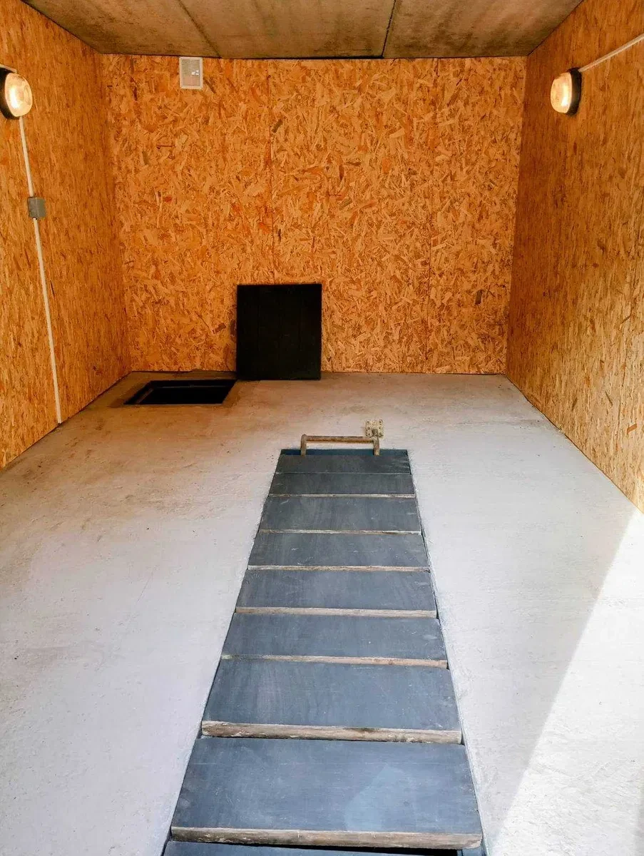 Гараж у ЖК Лісовий: капітальний ремонт, сухі погріб і яма - фото 4