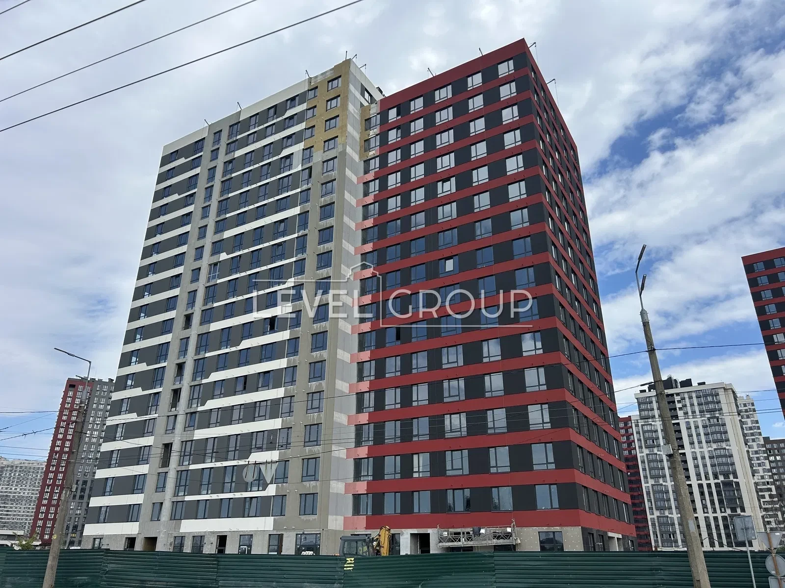 3-кімнатна квартира у ЖК Варшавський-3: кухня 23.3 м², переуступка, фото 1