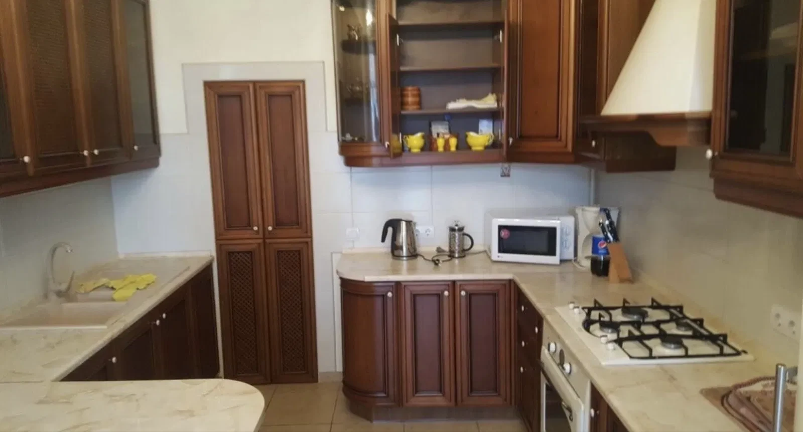 3-кімнатна квартира, Трускавець: меблі на замовлення, дубовий паркет, фото 5
