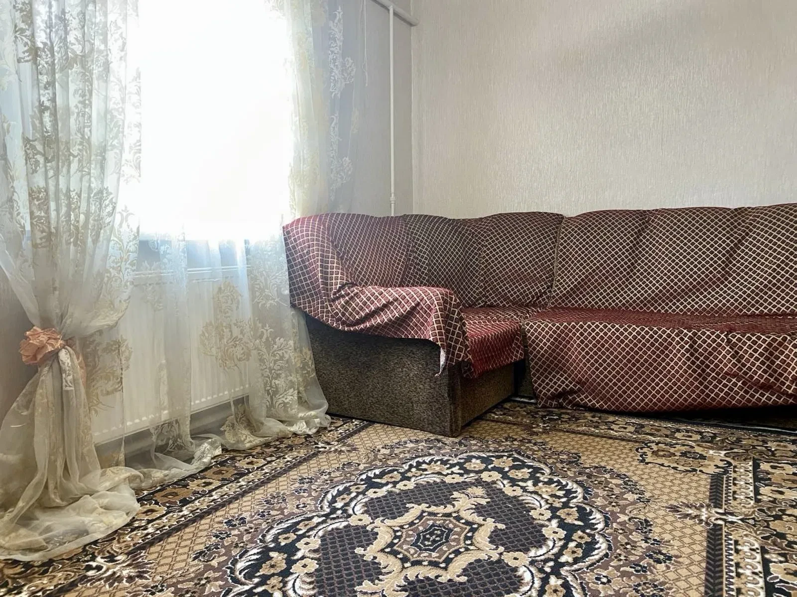 Будинок, Ізюм: продаж за сертифікатом, гараж, вихід до луків - фото 4