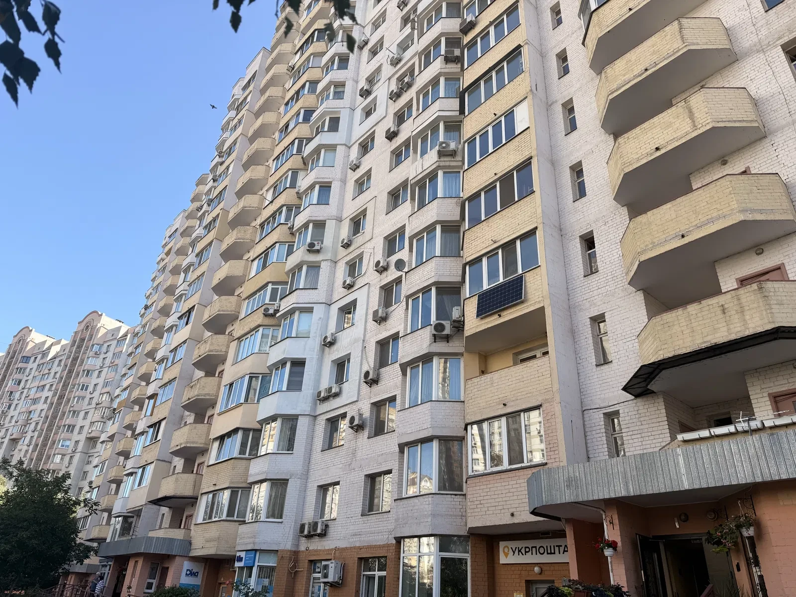2-комнатная квартира, Дарницкий: у Ривер Молл, два балкона, фото 2