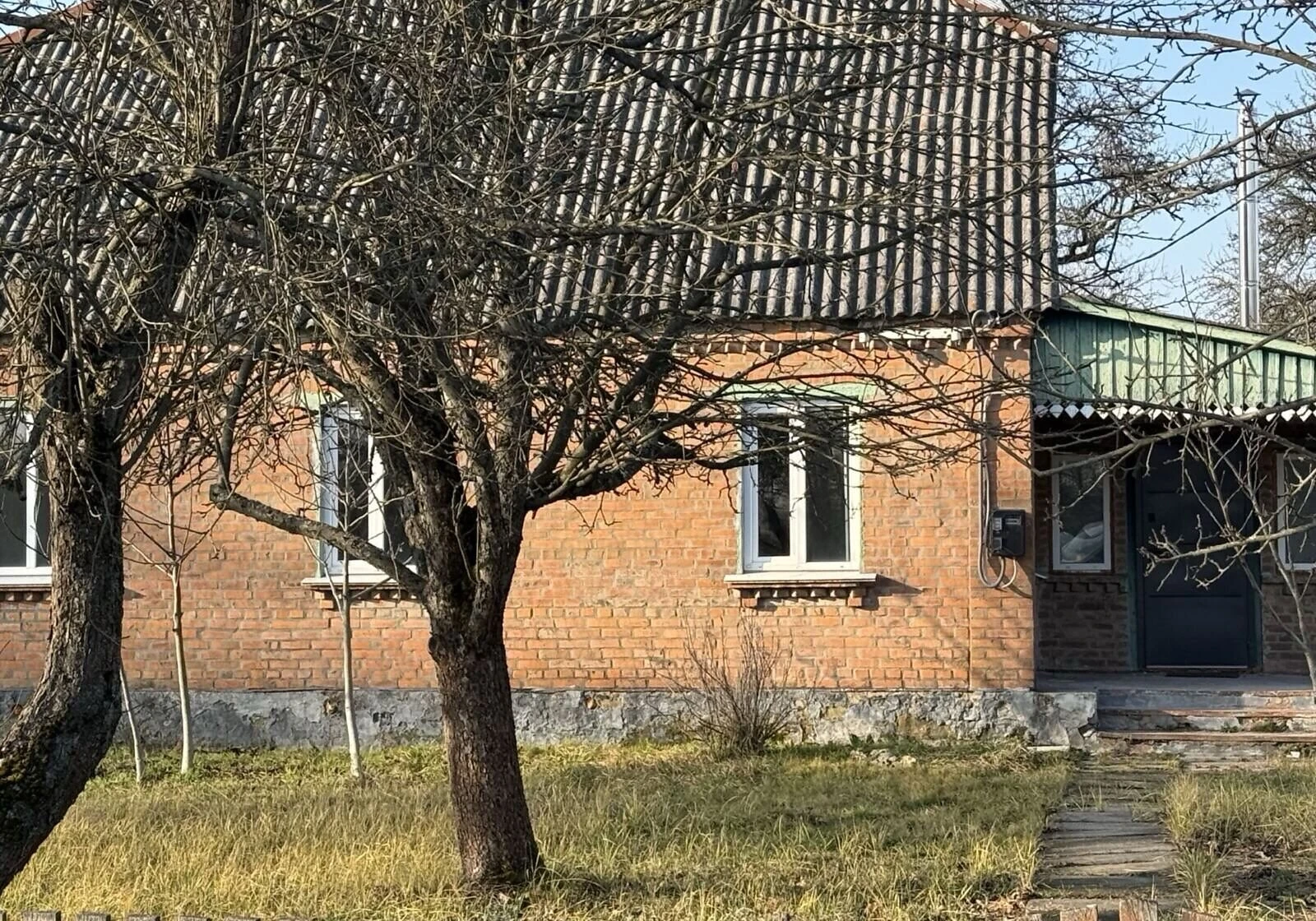 Дом, Бехи: веранда, колодец - фото 1