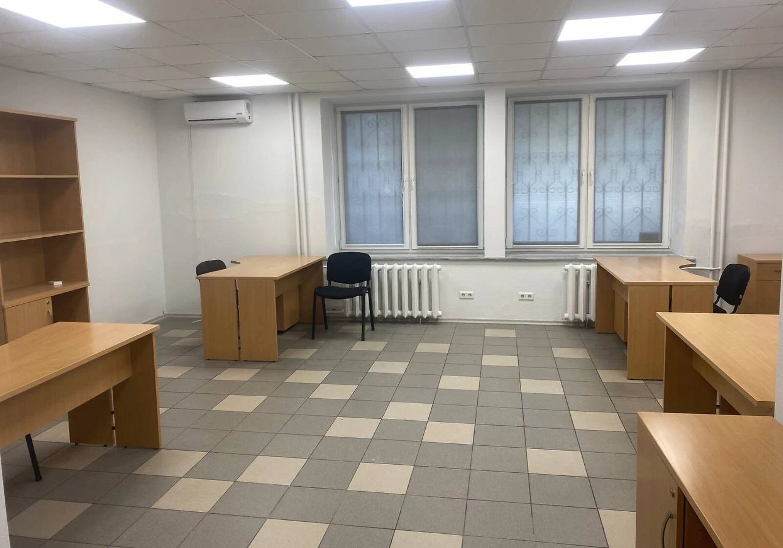 Офіс, Оболонь: новий ремонт, резервне живлення, ліфт працює без світла - фото 2