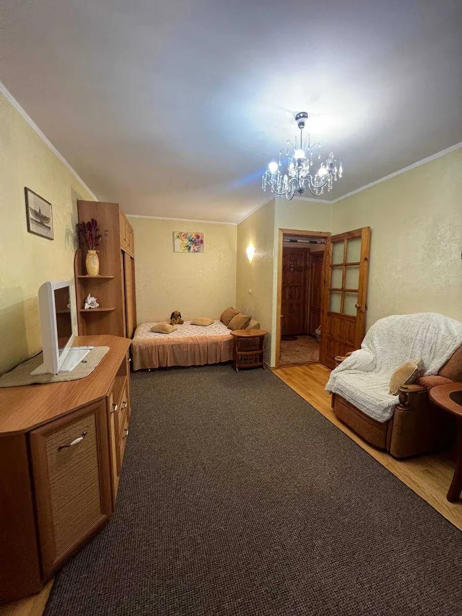 1-кімнатна квартира, Святошинський: тепла стеля, паркет із ясеня, торг, фото 2