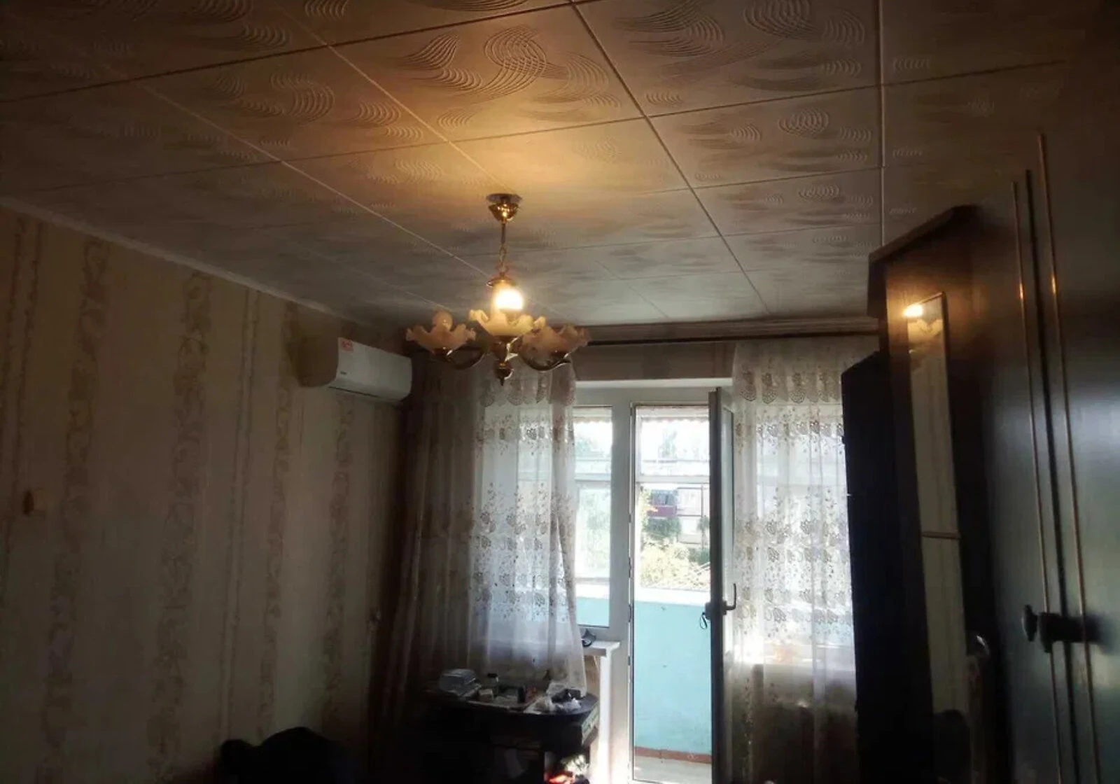 3-кімнатна квартира, Покровський: зовнішнє утеплення, кондиціонер, фото 3