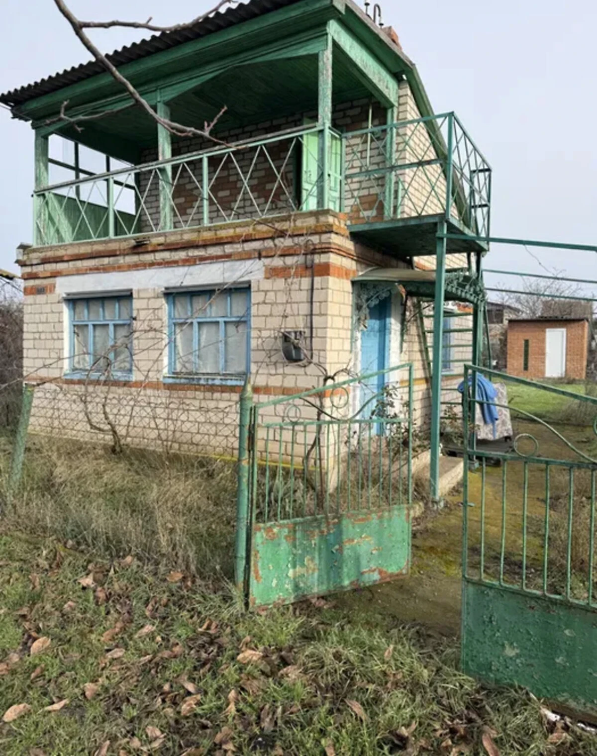 Дача, Садове товариство Металург: цегляні стіни, свердловина - фото 1