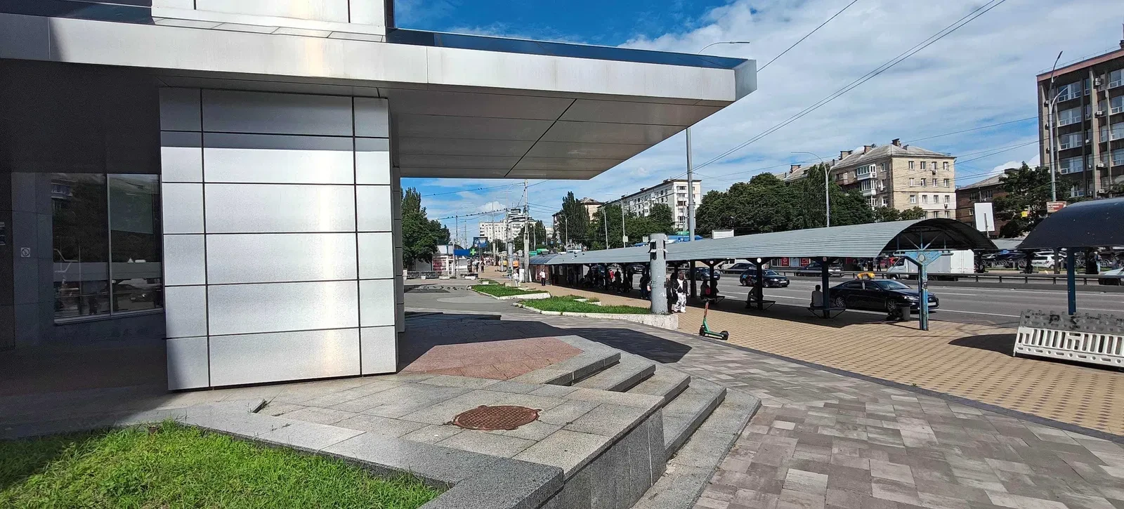 Торговые помещения в ТЦ Навигатор: генератор, подземный уровень