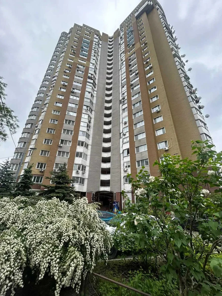 3-комнатная квартира, Днепровский: вид на Днепр, генератор