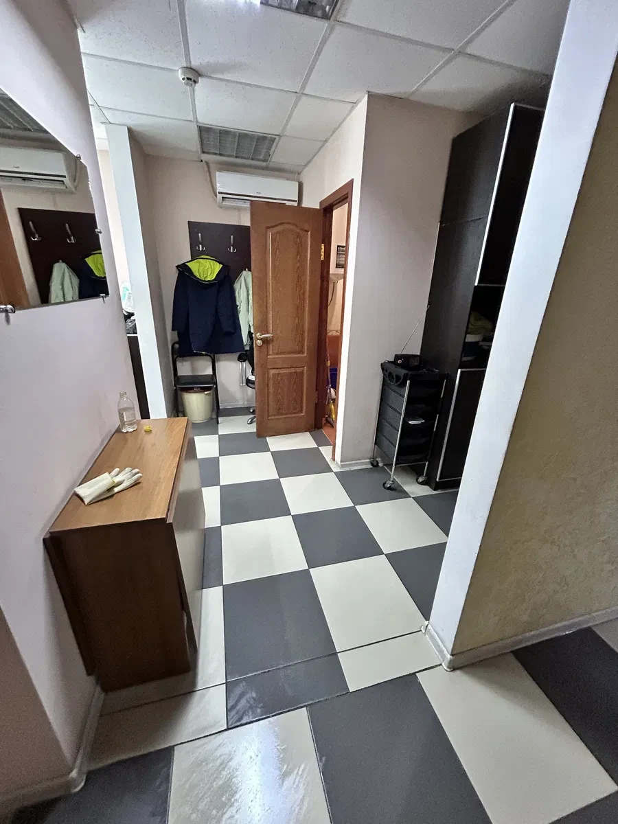 Салон краси, Салтівський: біля метро студентська, окреме приміщення - фото 4