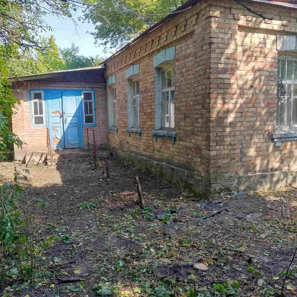 Дом, Слобода: 60 соток, берег с источником, 75 км от Киева - фото 2