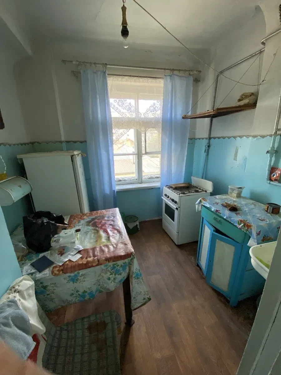 2-кімнатна квартира, Бердичів: центр міста, сарай і земельна ділянка - фото 4