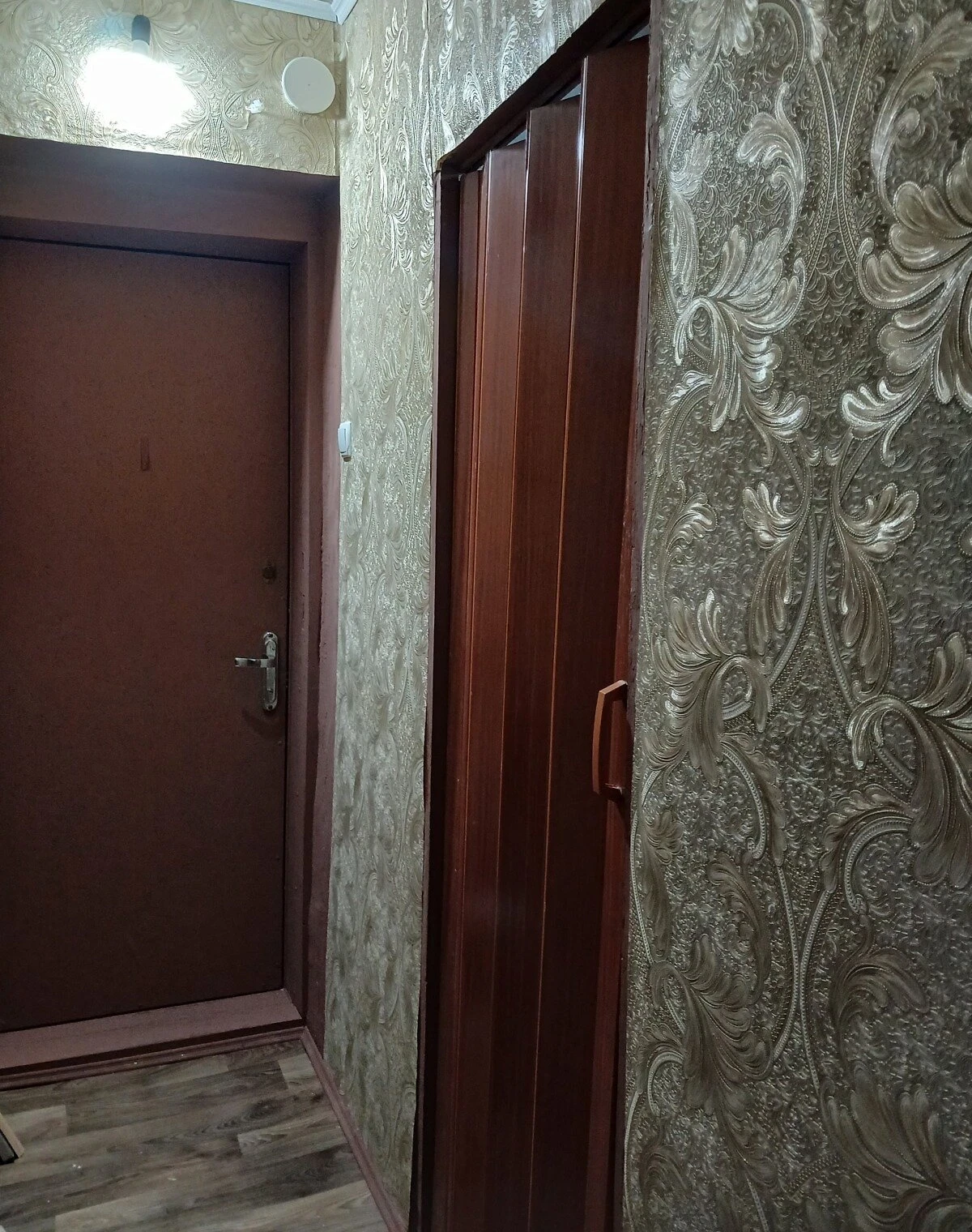 1-кімнатна квартира, Інгульський: косметичний ремонт, балкон - фото 2