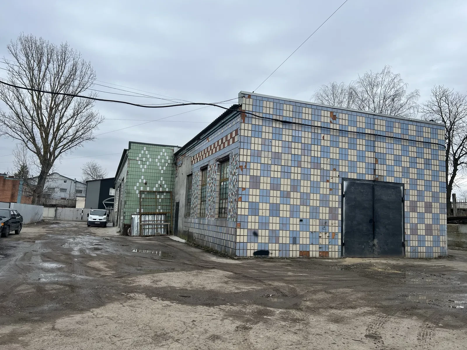 Склад у Тернополі: електрика і вода, офіс