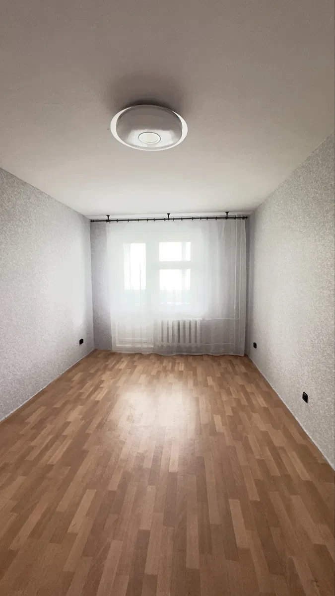 1-комнатная квартира, Днепровский: кухня 14 м², лоджия из комнаты и кухни - фото 2
