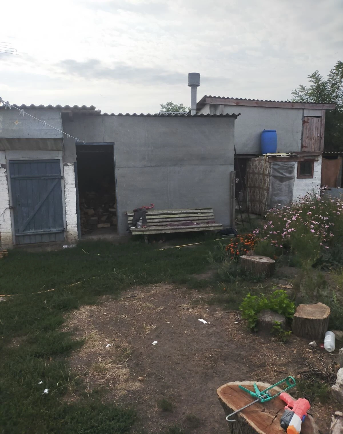 Будинок, Жуківка: ділянка 2500 соток, веранда, опалення без світла - фото 4