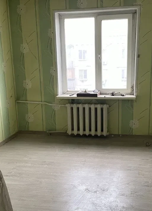3-кімнатна квартира, Шахтарське: бойлер, кран швидкого нагріву - фото 2