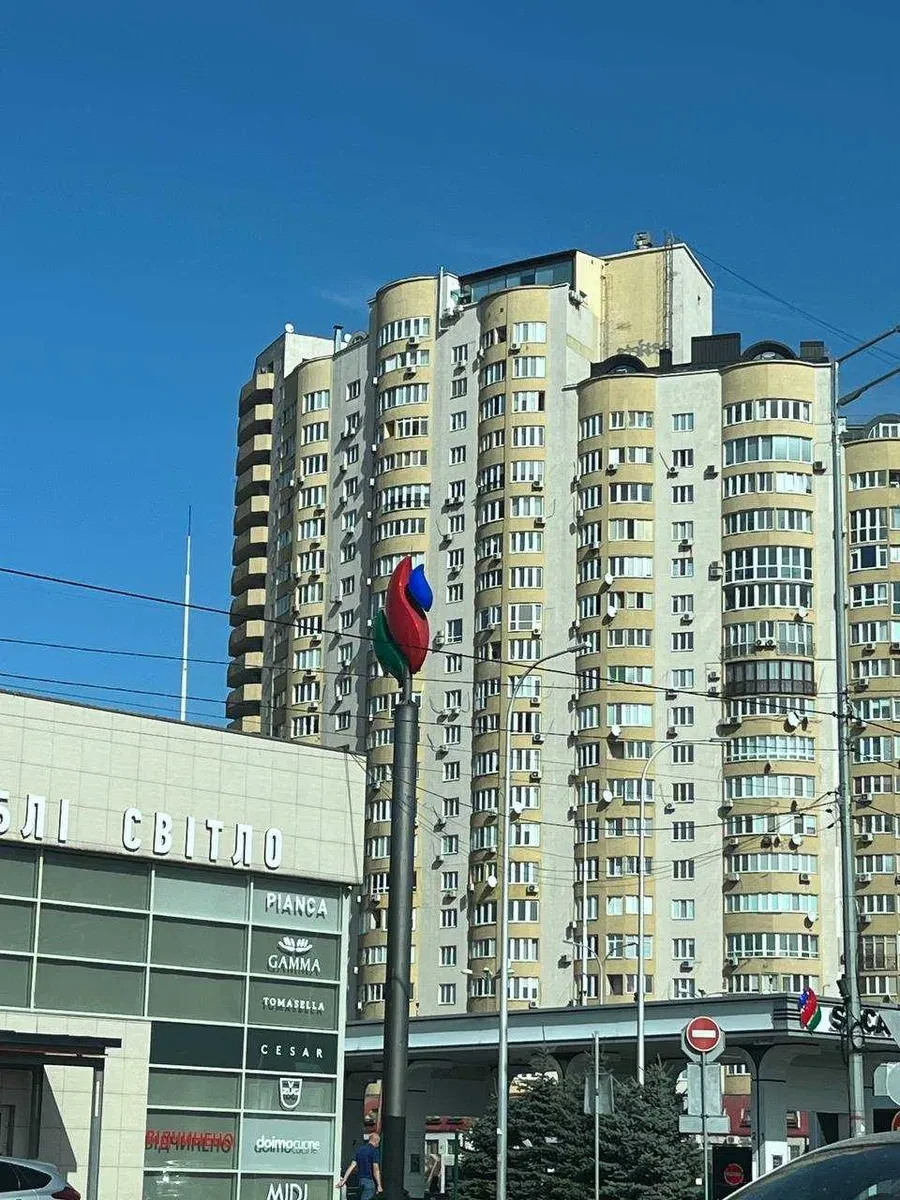 Пентхаус, Дарницький: тераса 22 м², вид на Дніпро і Київ - фото 2