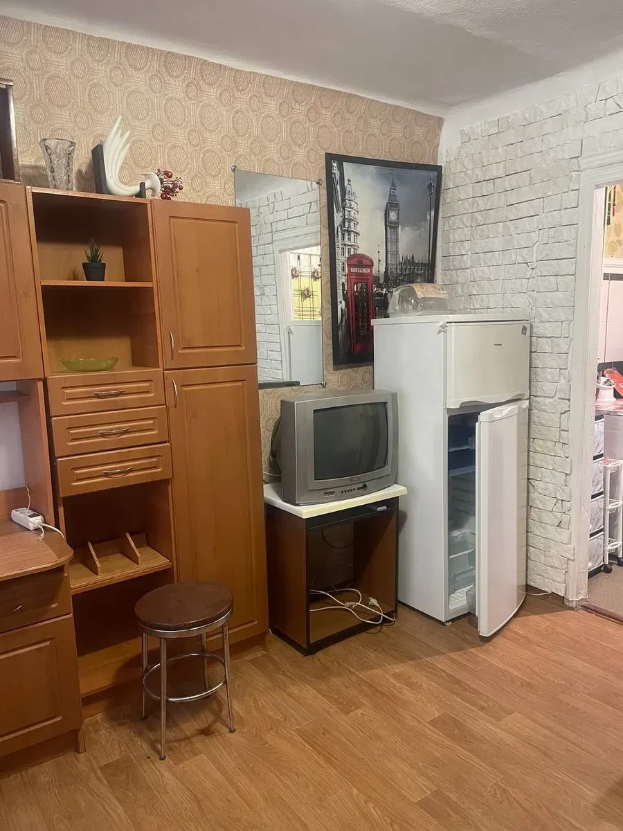 1-кімнатна квартира, Слобідський: гостинного типу, меблі й техніка, фото 2