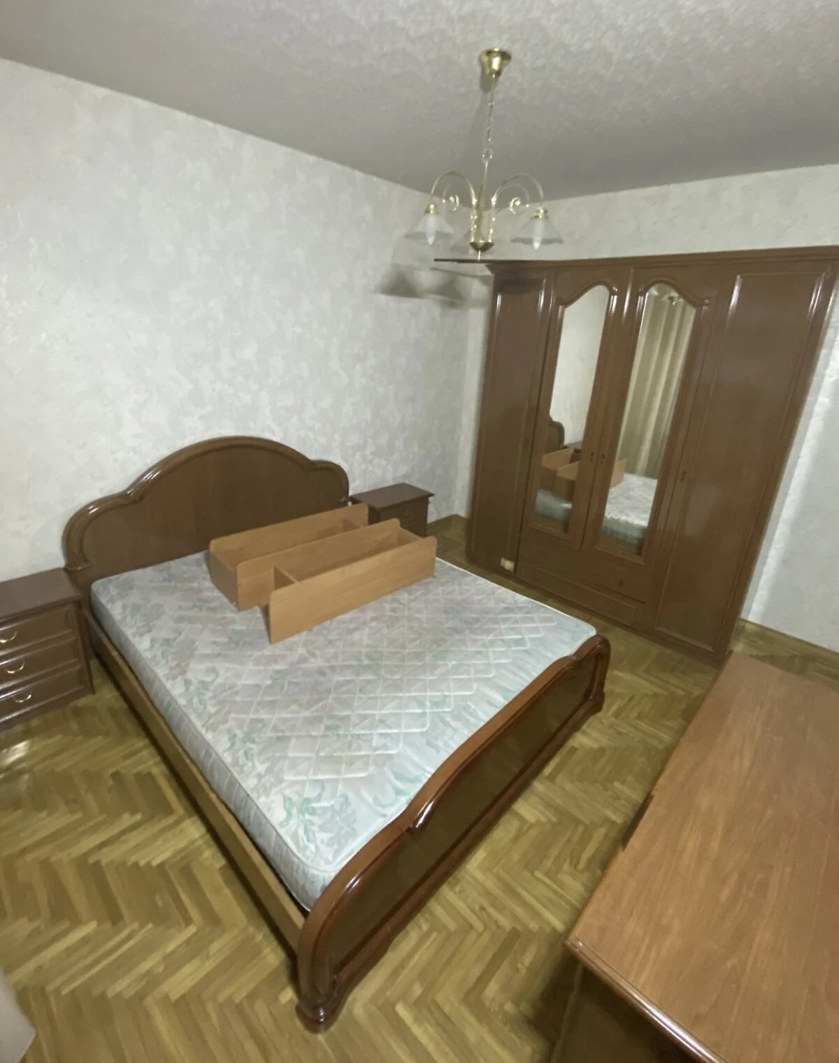 3-кімнатна квартира, Позняки: вода, ліфт і опалення без світла - фото 3
