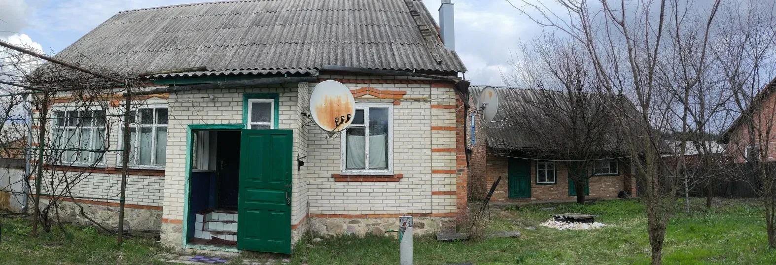 Будинок, Тростянець: великий двір, погріб, літня кухня - фото 2