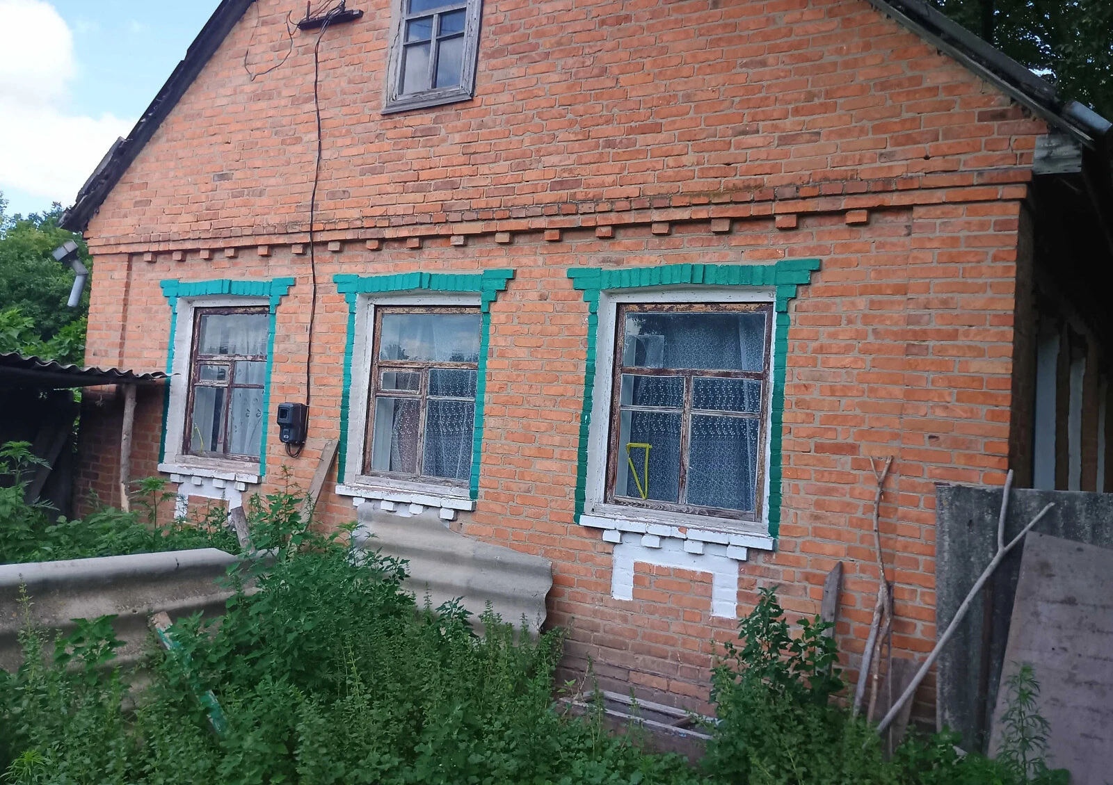 Дача, Окип: гараж, сад, централизованное газовое отопление