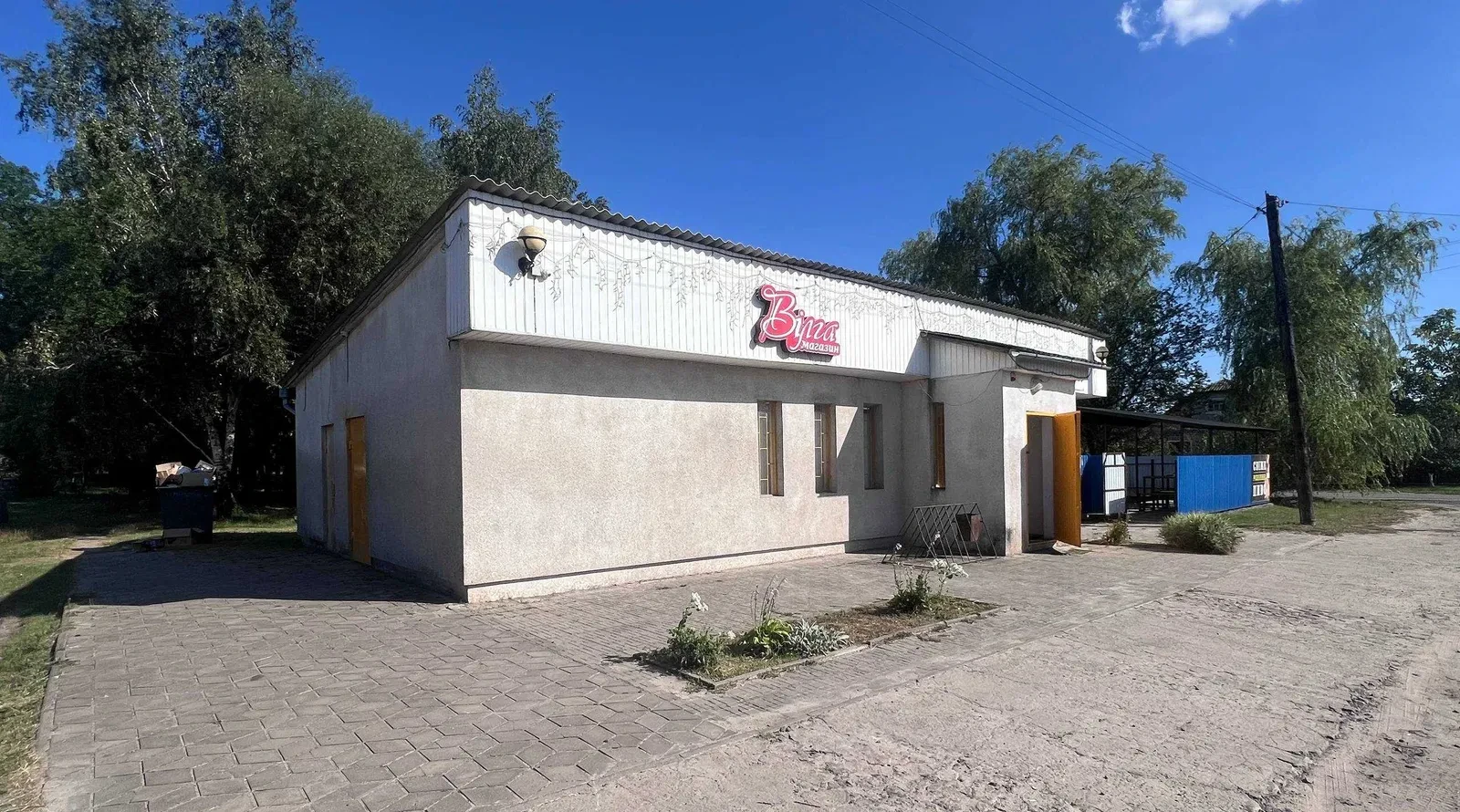 Помещение, Любешов: собственный дворик, основной зал 74 м², фото 2