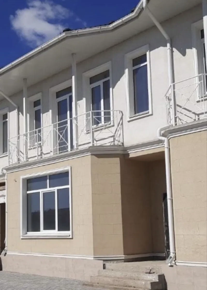 Таунхаус в ЖК Дайберг: дворик и паркинг, море за 7 мин на авто - фото 4