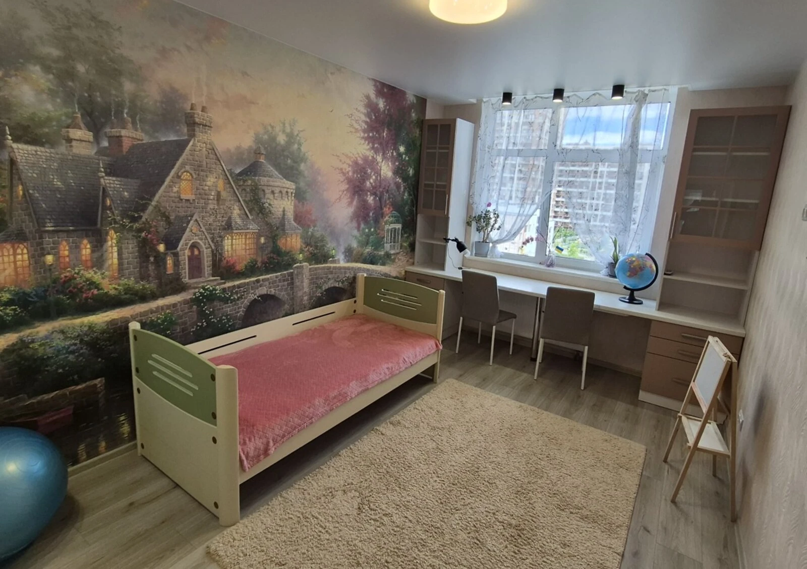 3-кімнатна квартира, Виноградар: будинок 2020 року, закритий двір - фото 4