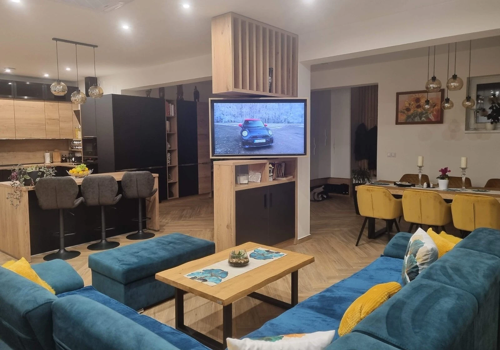 Дом, Новый: веранда, участок 650 м², гараж, фото 4