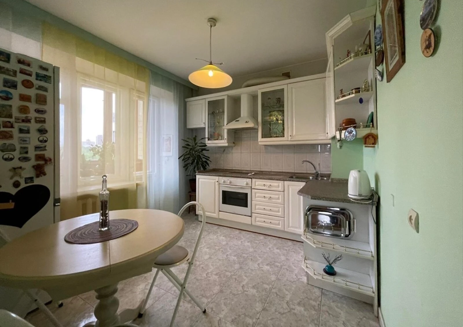 3-кімнатна квартира, Печерськ: власна тераса, 5 спальних місць - фото 2