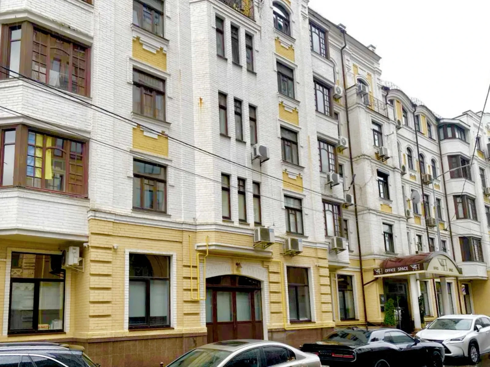 4-кімнатна, Печерський: авторський ремонт, метро 5 хв, фото 1