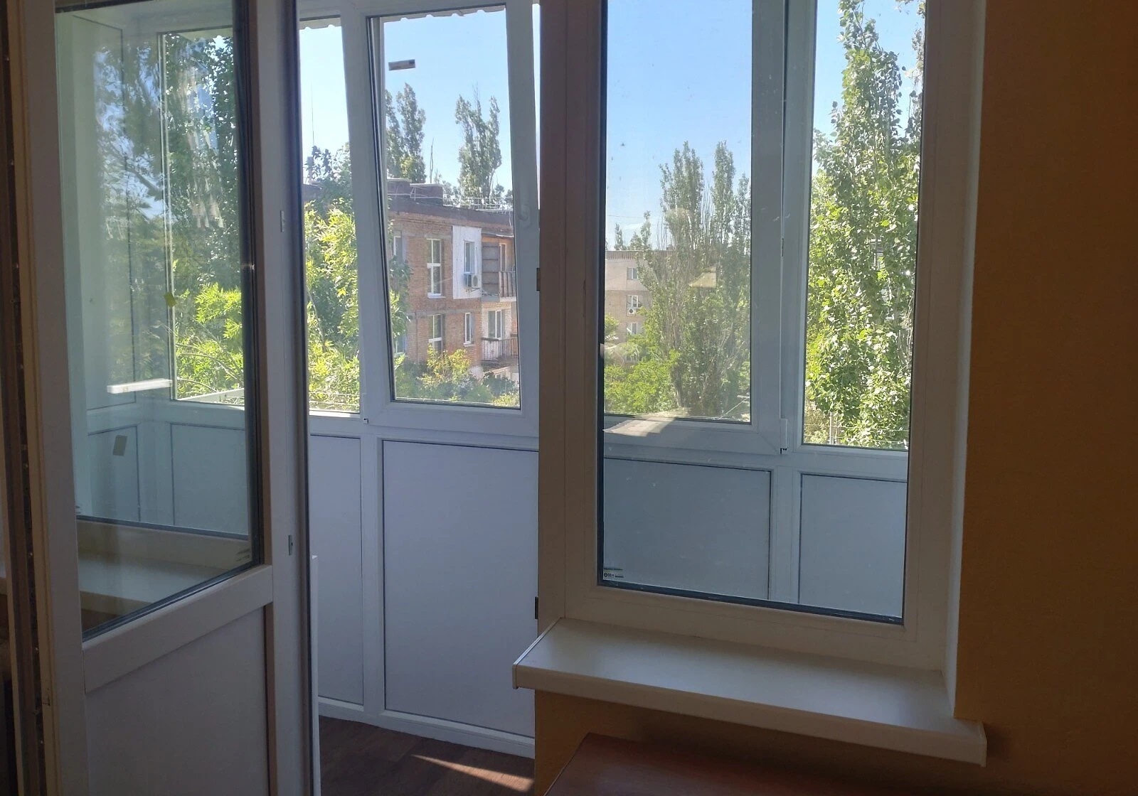 1-кімнатна квартира, Заводський: єВідновлення, тепло й вода без світла