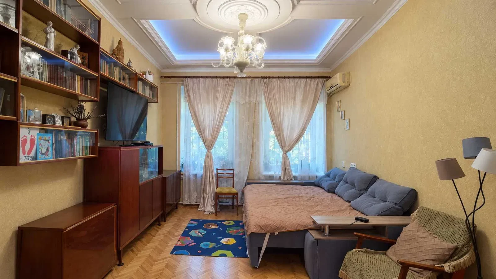 3-кімнатна квартира, Молдаванка: власне паркомісце, АГВ