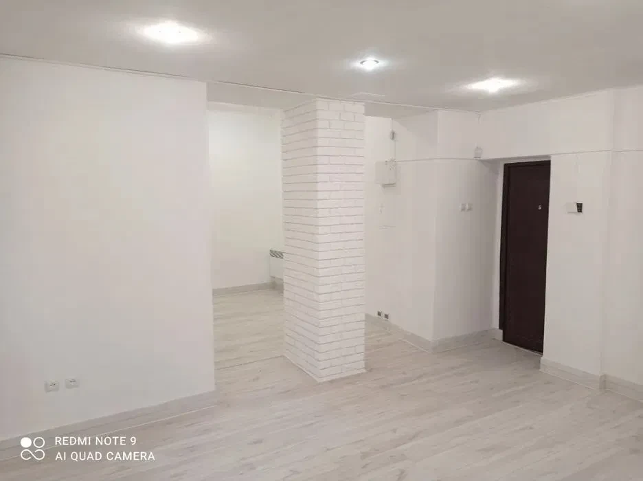 2-кімнатна квартира, Залізничний: ремонт, вікна у двір, фото 2