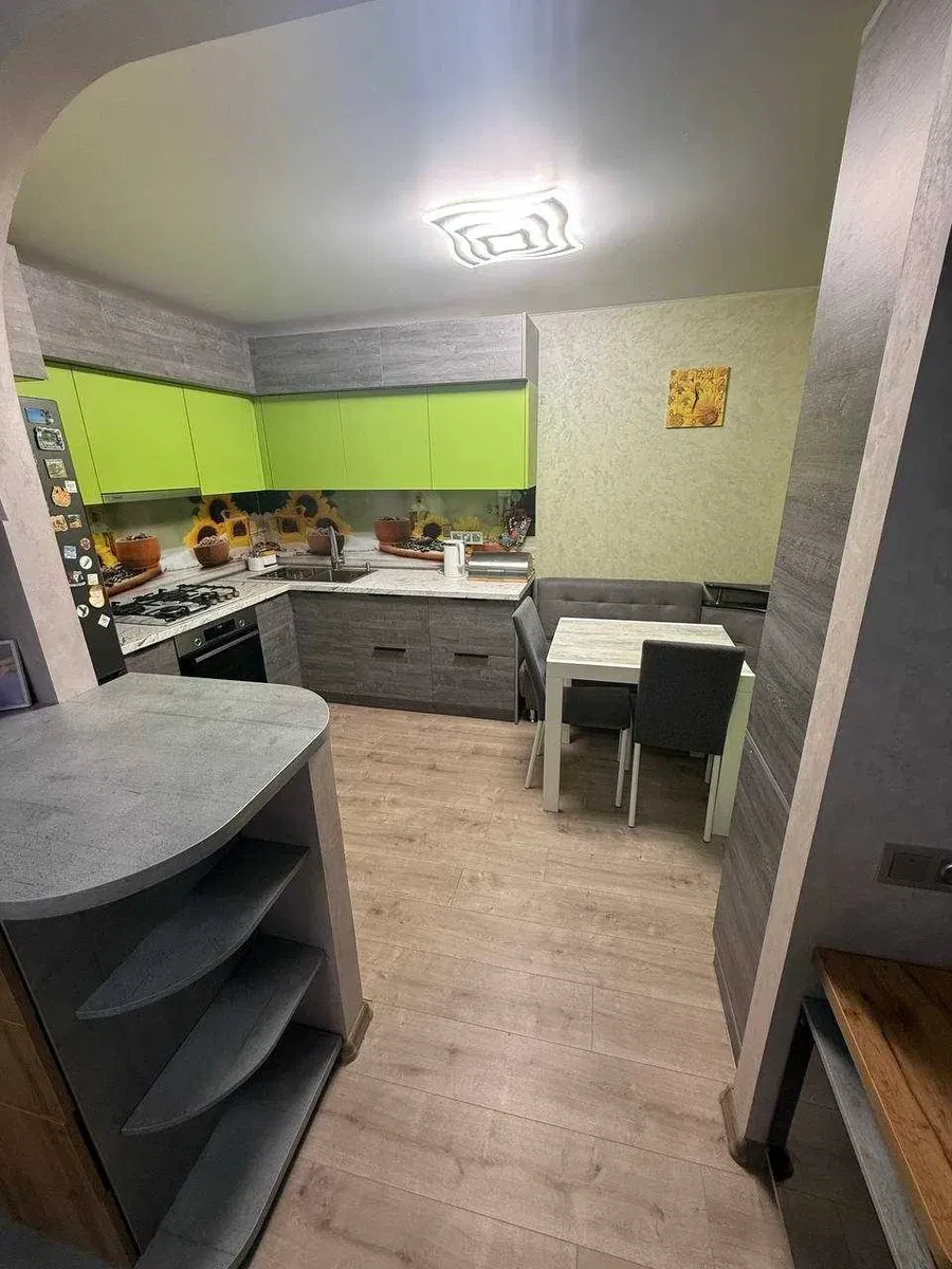Євродвушка, Саксаганський: дизайнерський ремонт, кухня-студія - фото 4