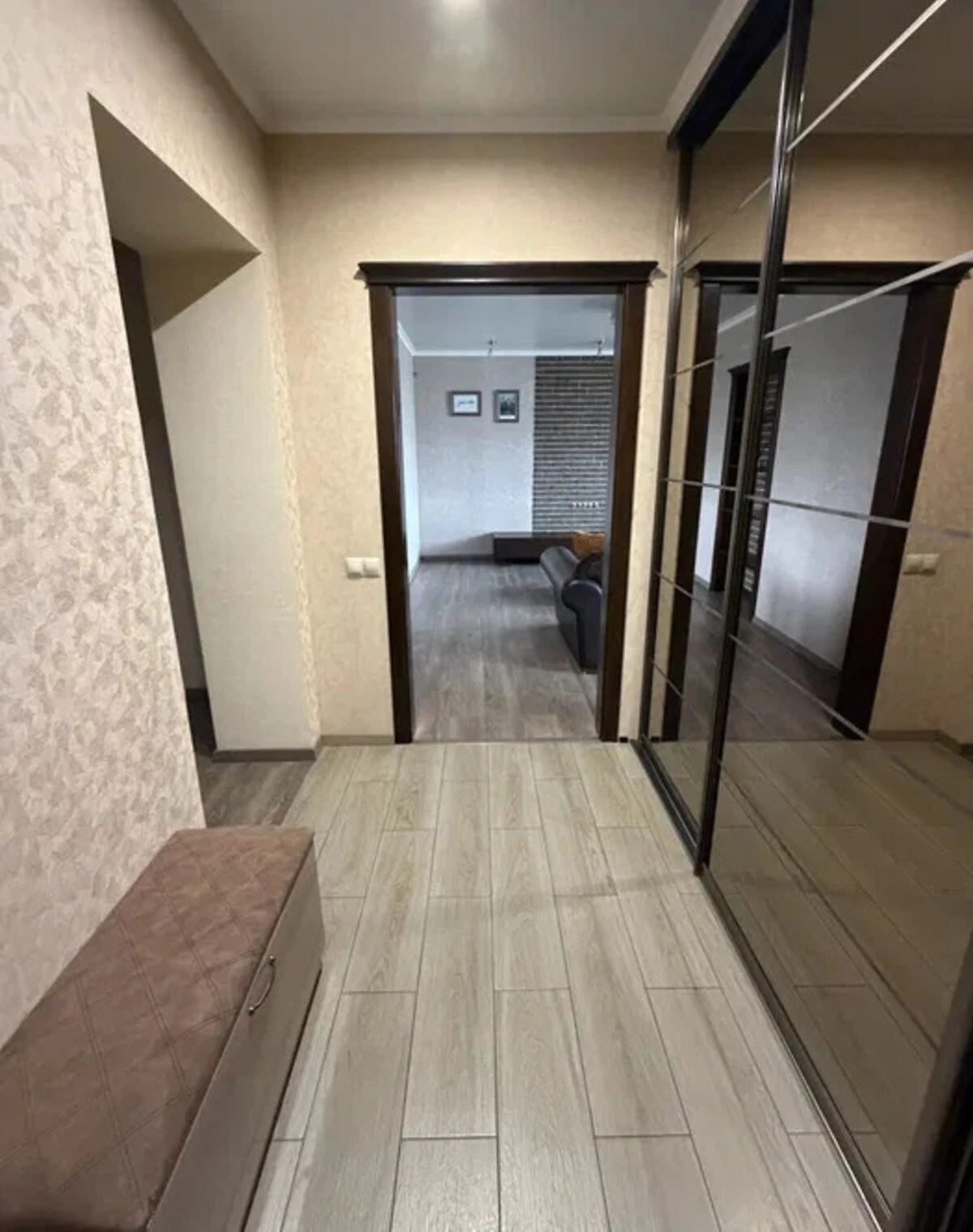 3-комнатная квартира, Центрально-Городской: кухня 19 м² - фото 2