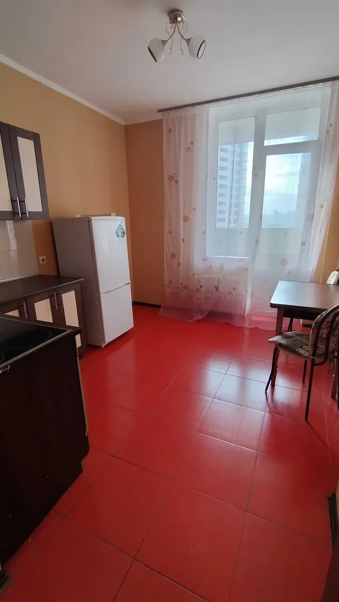 1-кімнатна квартира, Дарницький: генератор, можна з котом, фото 3