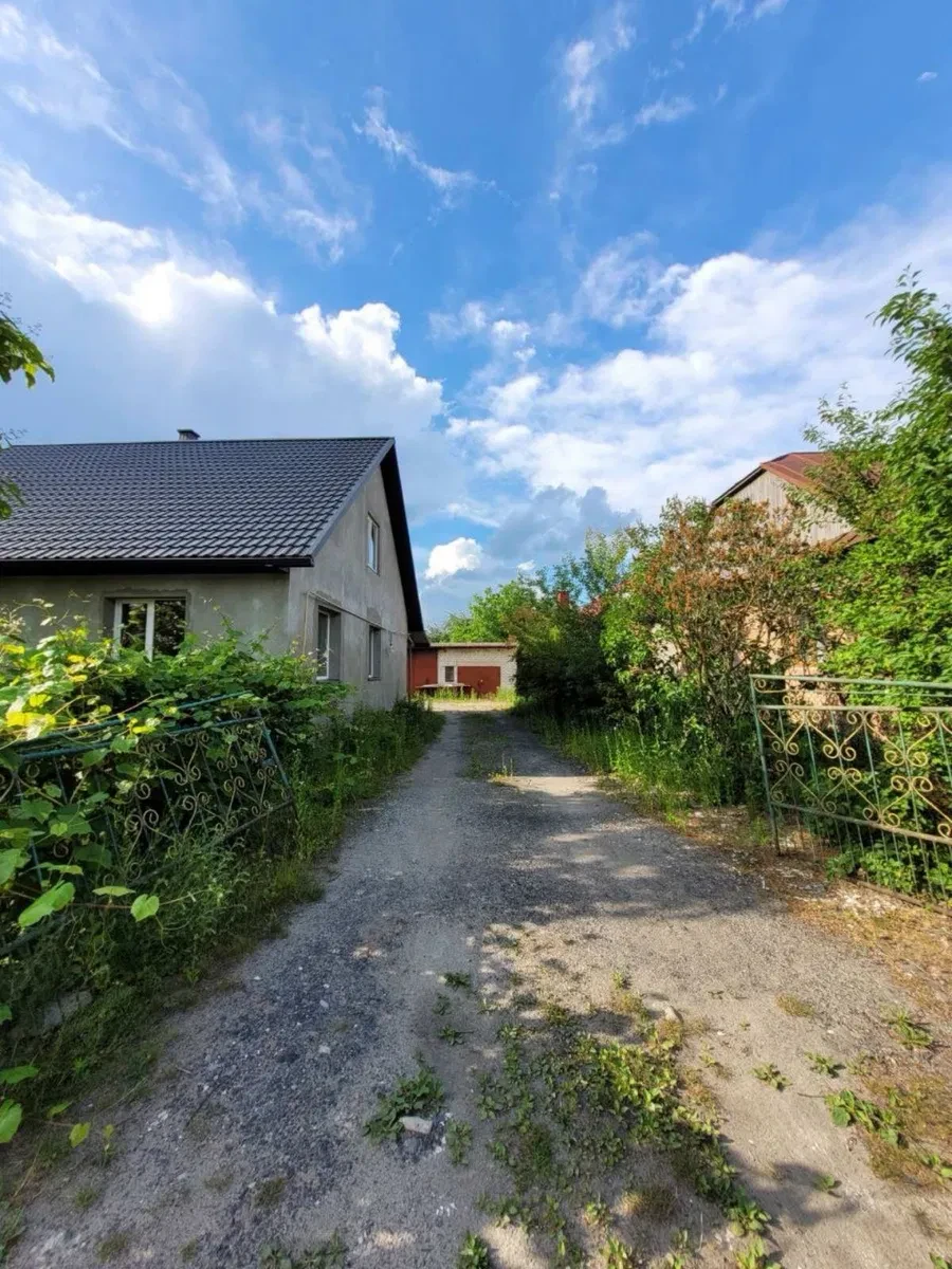 Дом, Люблинец: 9 соток, металлочерепица