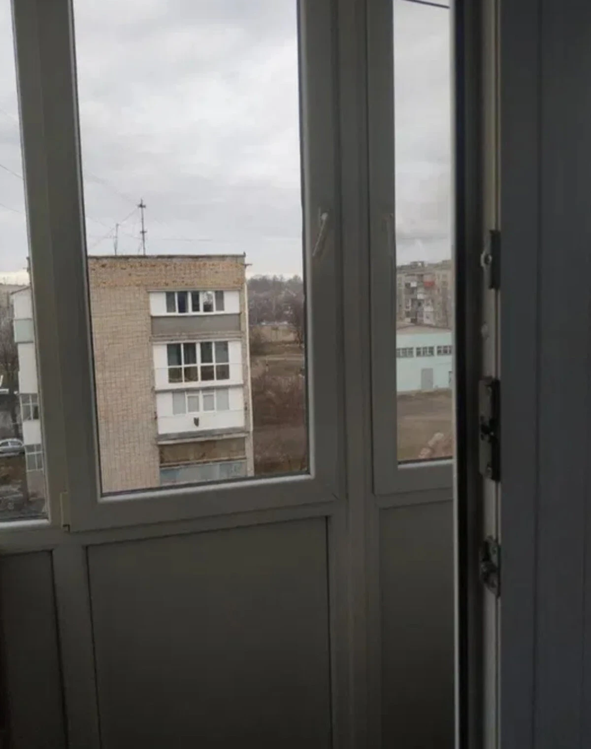 1-кімнатна квартира, вулиця Олександра Ступаченка: цегляні стіни, бойлер - фото 4