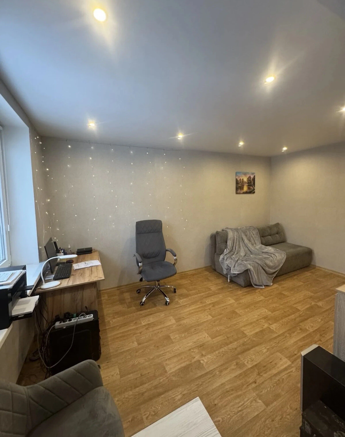 1-кімнатна квартира, Титова: кухня-студія, євроремонт - фото 1