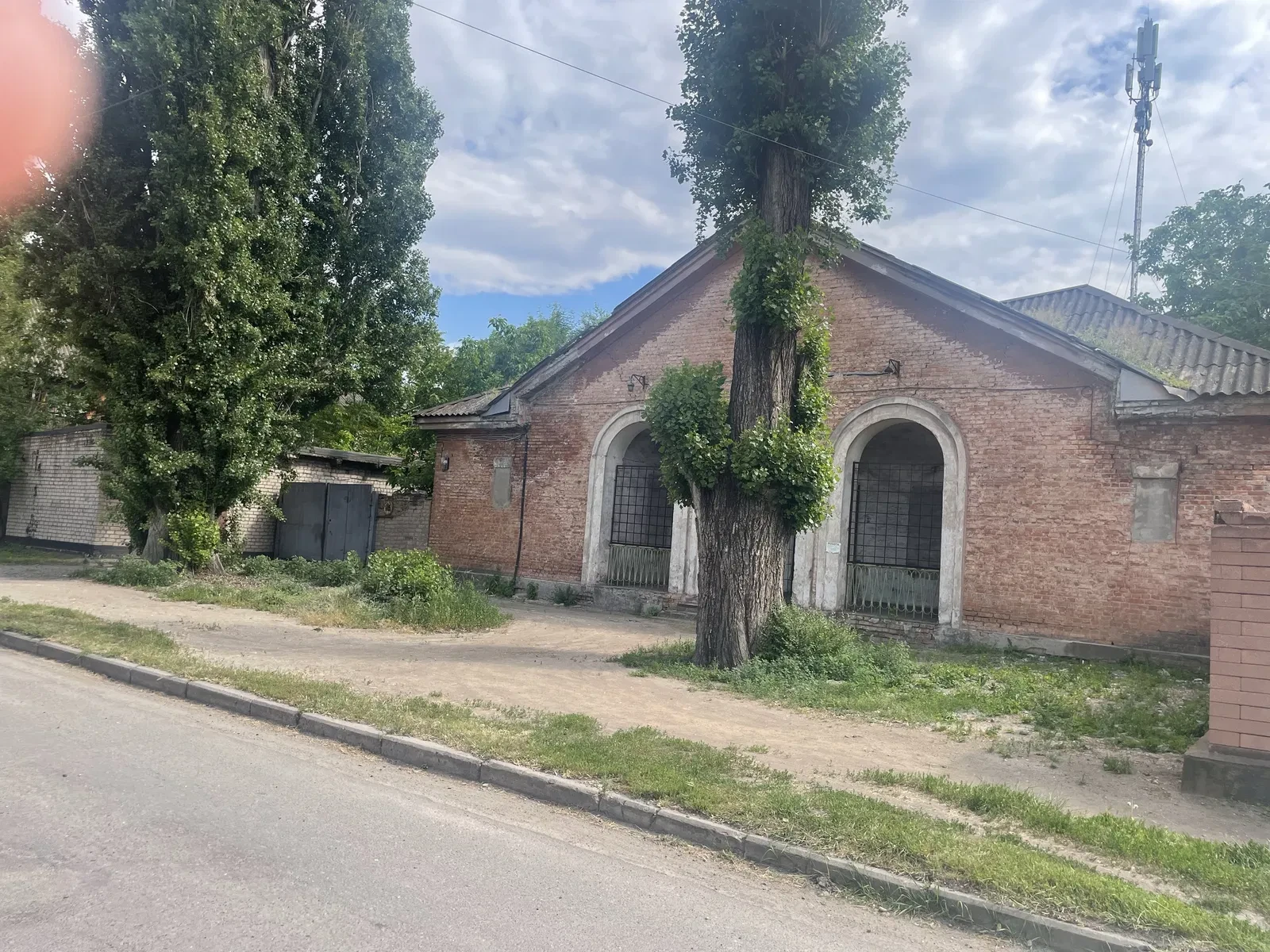 Склад, Долгинцевский: отдельный вход, закрытая территория