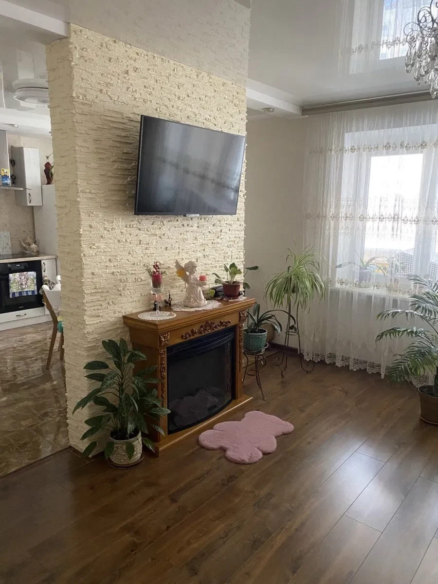 2-кімнатна квартира, Чорноморськ: кухня-студія, євроремонт, єОселя - фото 4