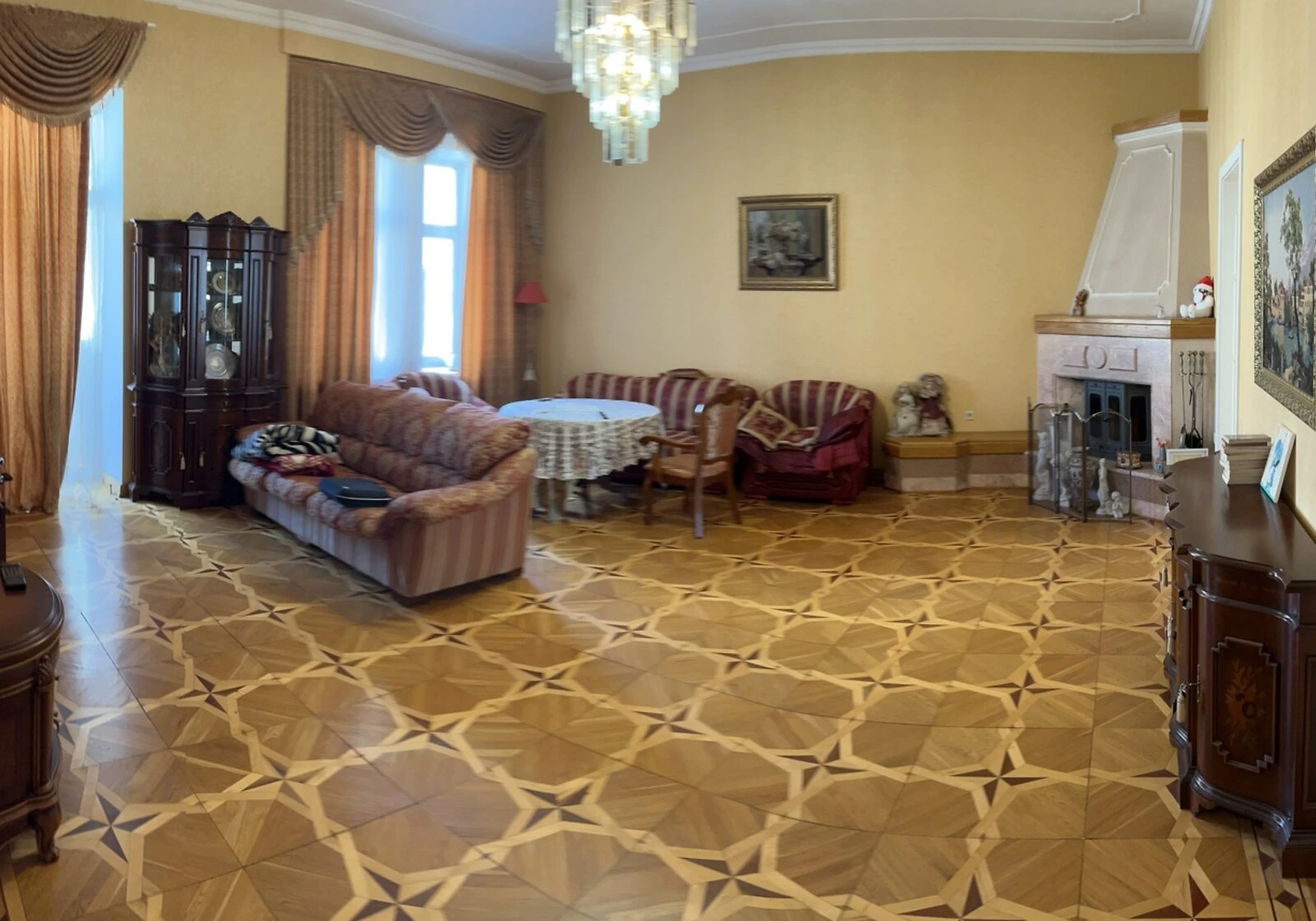 4-кімнатна квартира, Центр: можна з малими дітьми, камін, два санвузли - фото 1