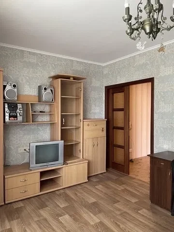 2-кімнатна квартира, Заводський: гаряча вода без світла, школа навпроти - фото 1