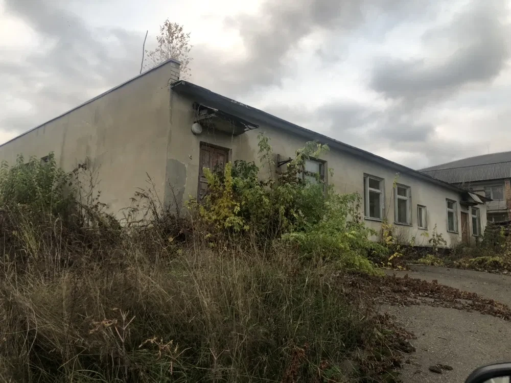 Приміщення, Косари: до 5 км від міста, без ремонту, фото 2