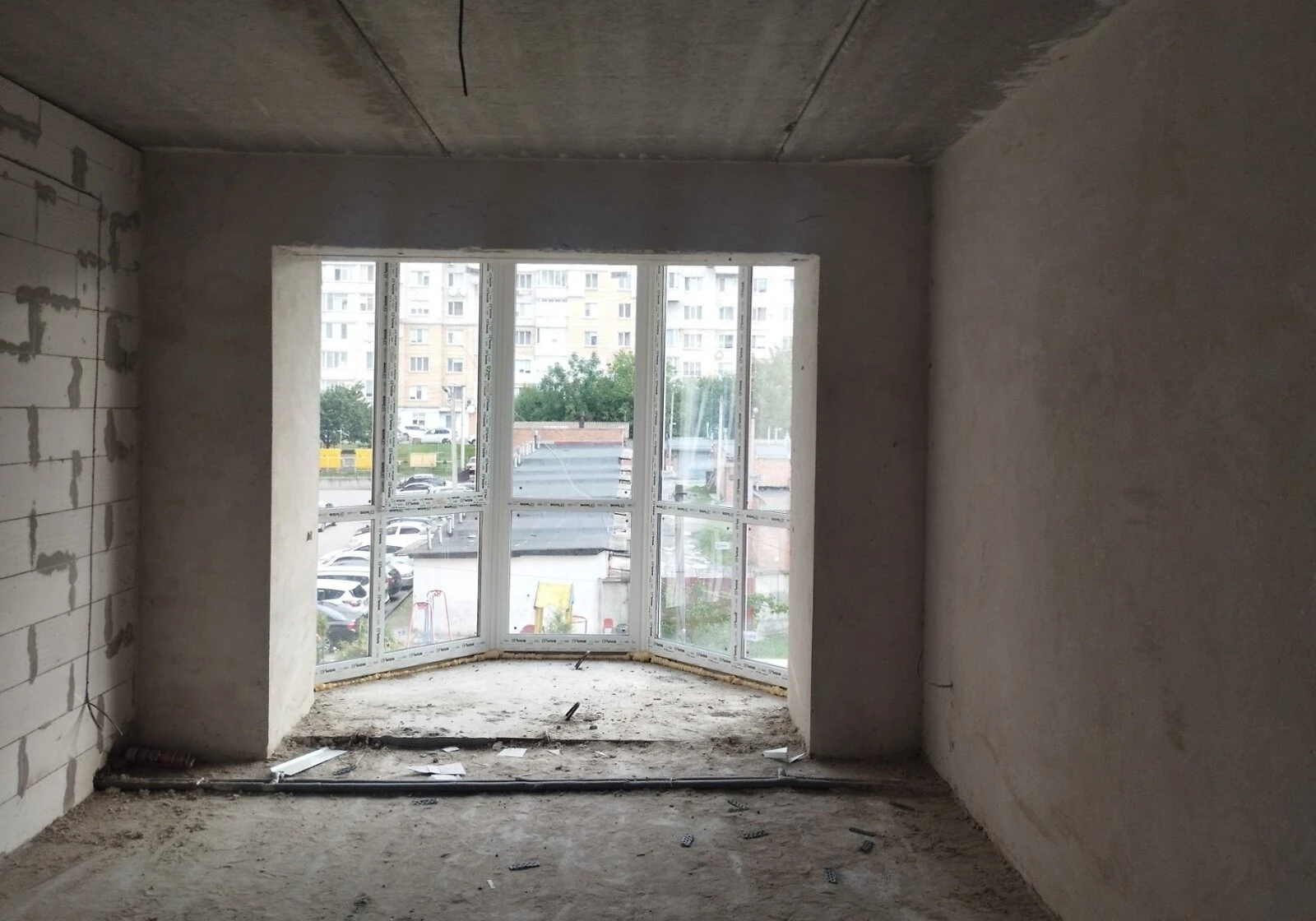 2-кімнатна квартира, Виставка: індивідуальне газове опалення, панорамні вікна, фото 5