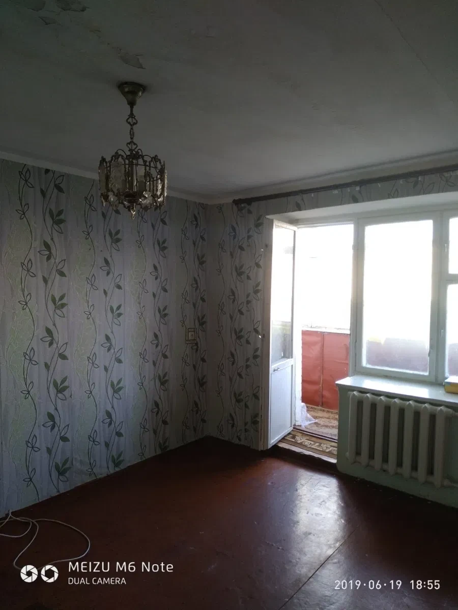 1-кімнатна квартира, 10-й мікрорайон: житловий стан, без меблів - фото 4